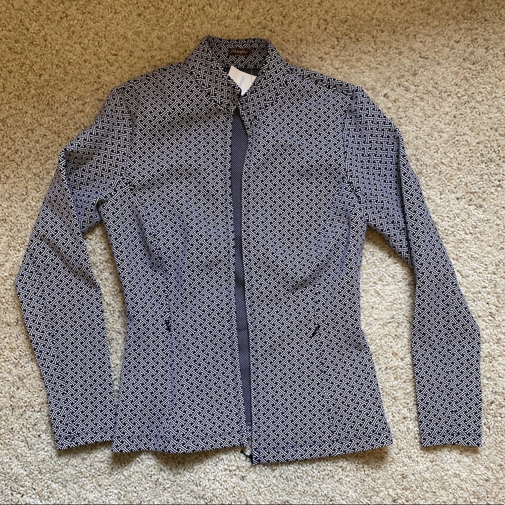 new with tags J. McLaughlin size small zip up